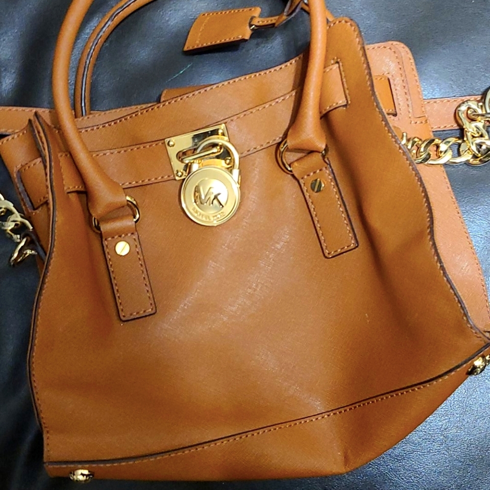 NWOT Micheal Kors Purse